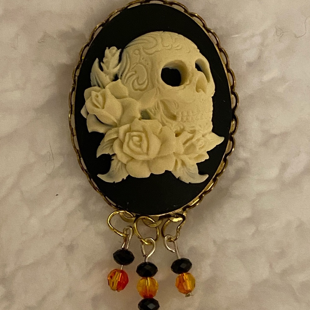 Handmade Brooches - Picture 4 of 4